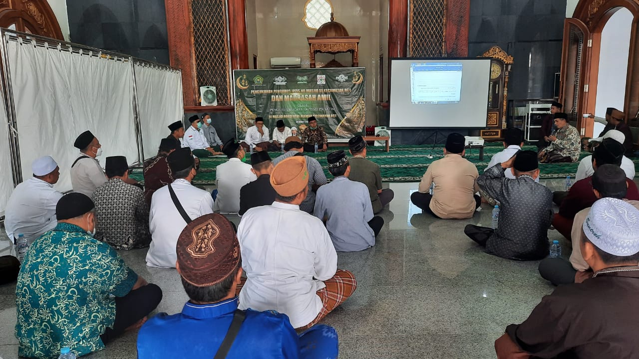 Penyuluh Agama Kecamatan Beji Gandeng Lazis NU Bangil Gelar Madrasah Amil